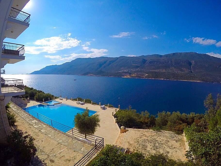 Siteye Ozel Havuz Ve Plajli Apart - Stella Maris Apartment Kas